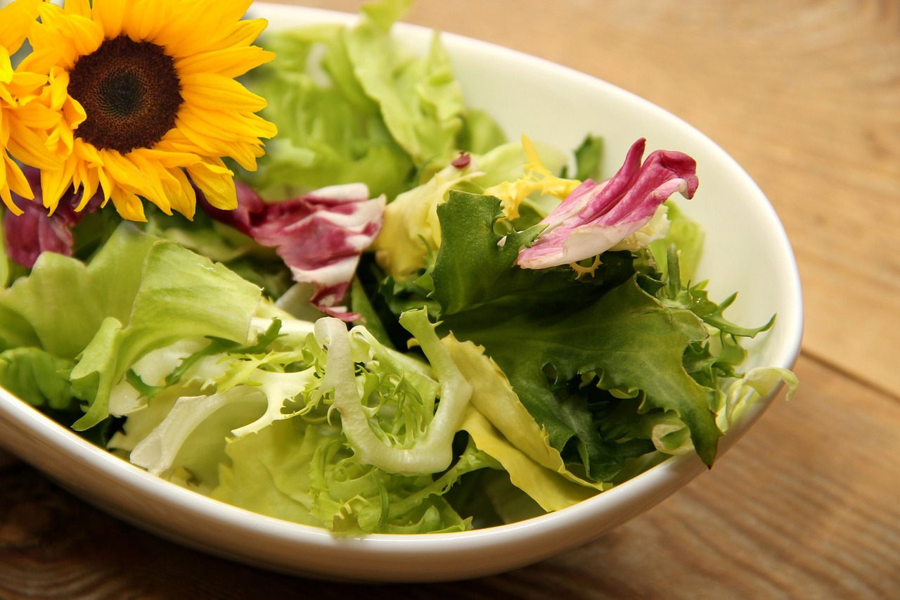 Salad on the Wall: Growing Cut-and-Come-Again Greens Vertically